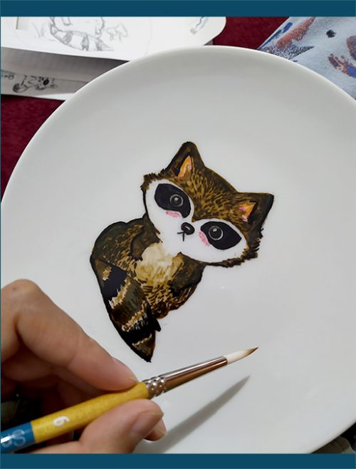 Porcelana pintada a mano